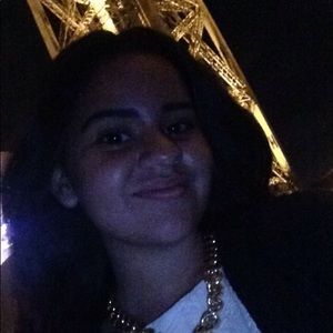 Meet your Posher, Ana